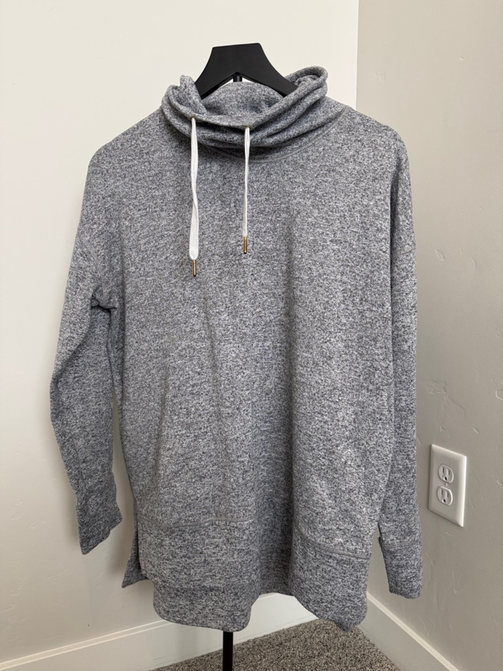 Old Navy Gray Heather Turtleneck Drawstring Sweater